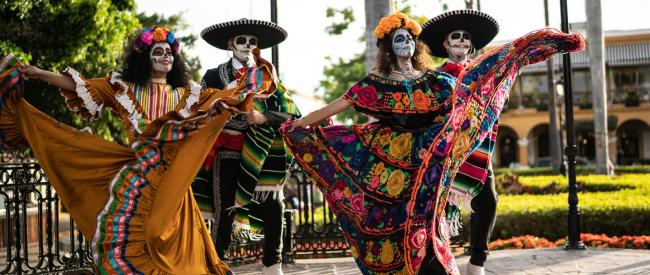Mexican Folklórico dancers with Sugar Skull makeup 